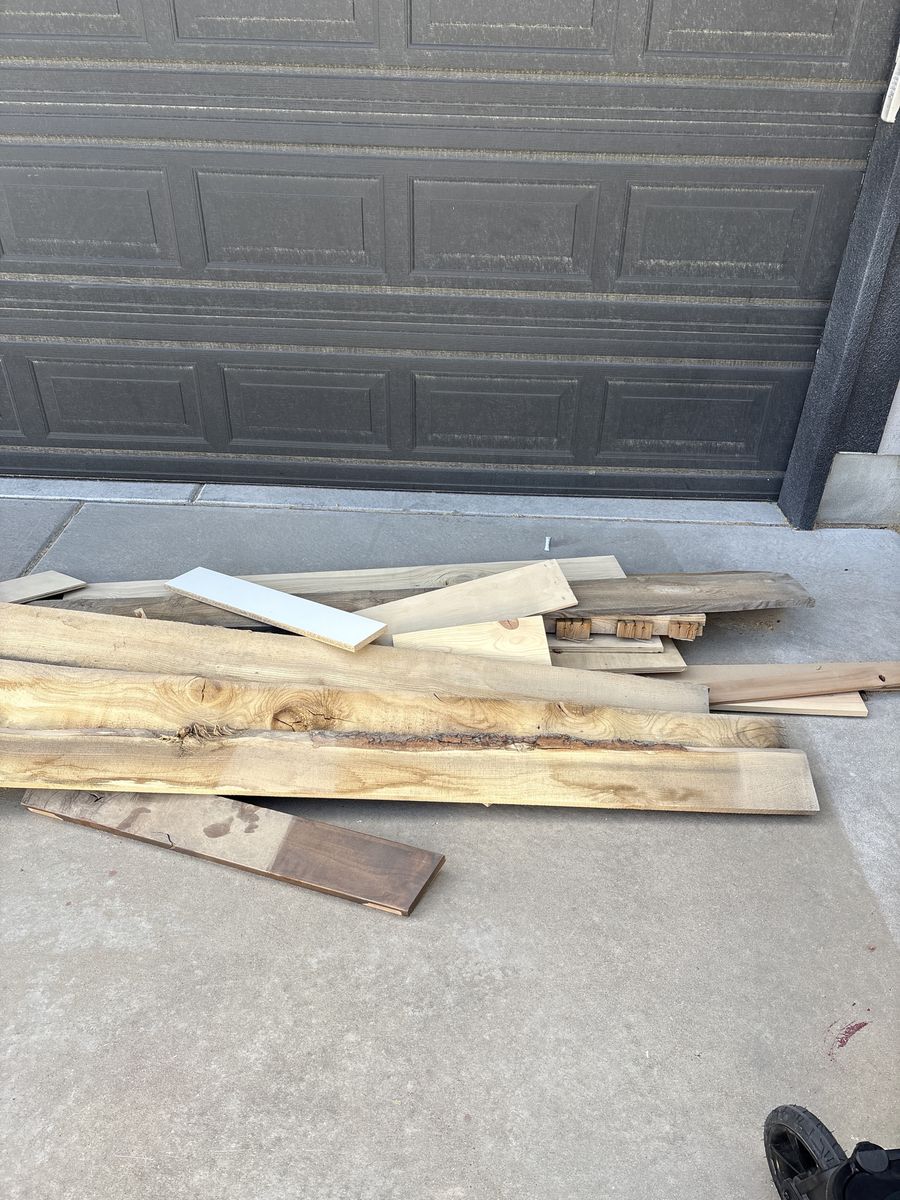 Wood pieces