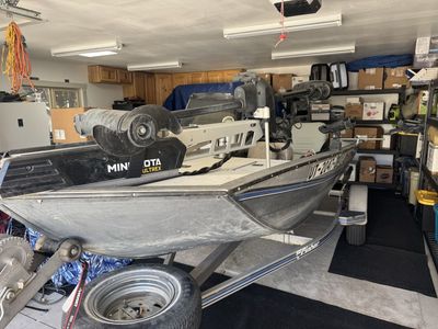 Fishing boat