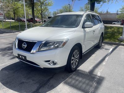 2016 NISSAN PATHFINDER SV