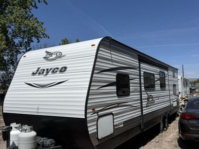 Jayco 33' Bumper Pull Travel Trailer - 2017 Model, 1 Slide-Out, Sleeps 10, A/C & Awning