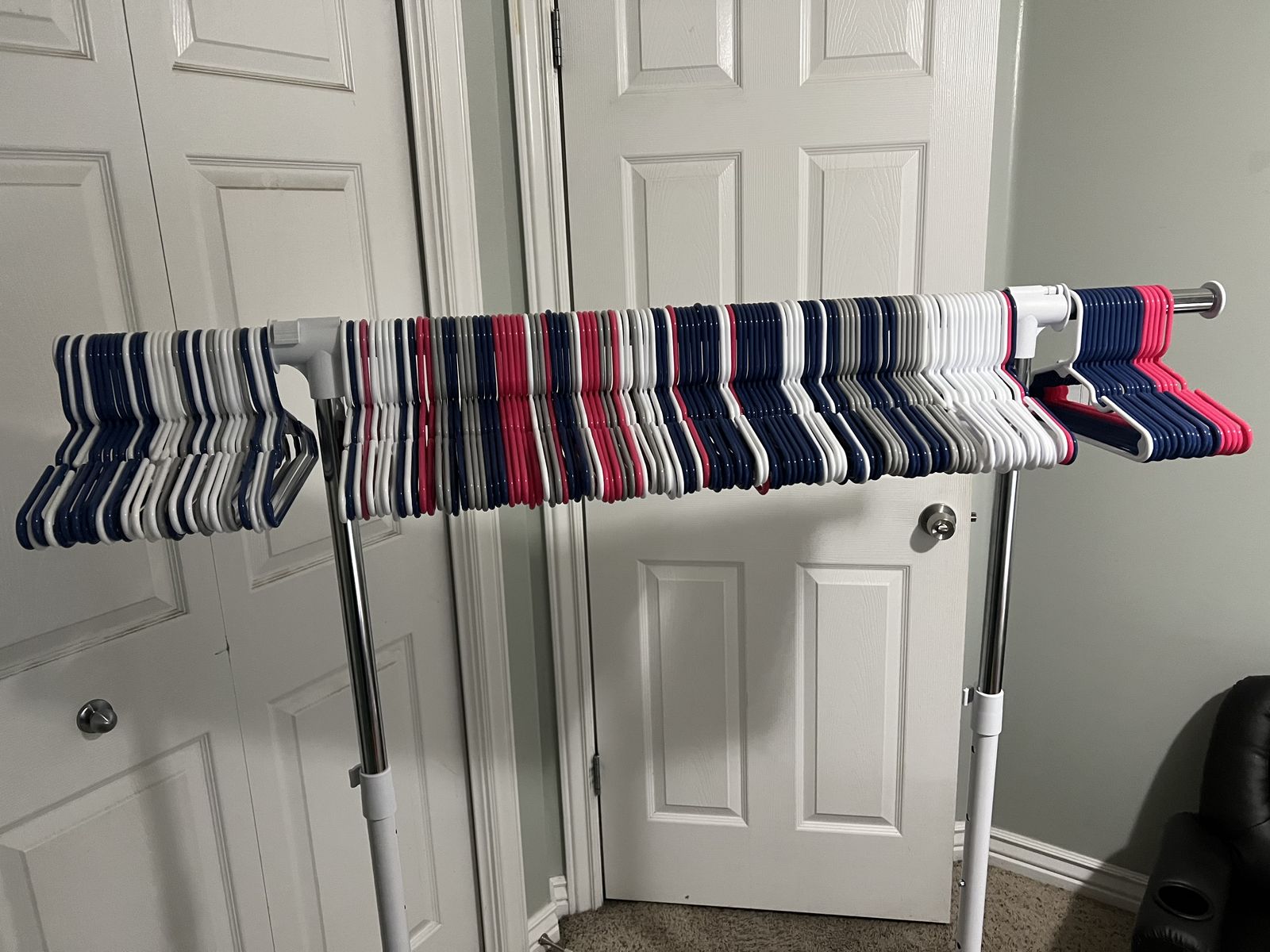 Kids Clothes Hangers 190ct