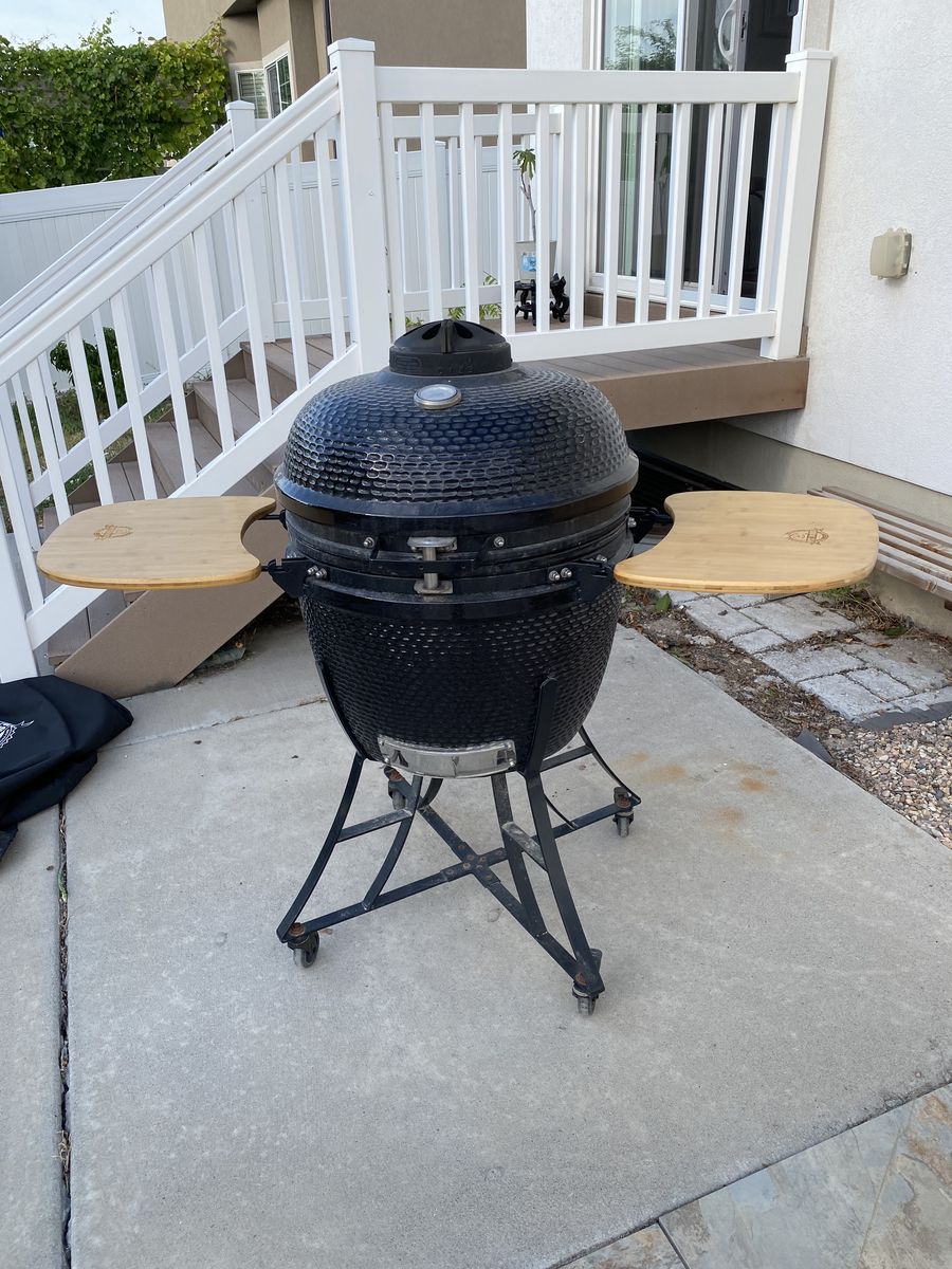 Pit Boss Ceramic Grill