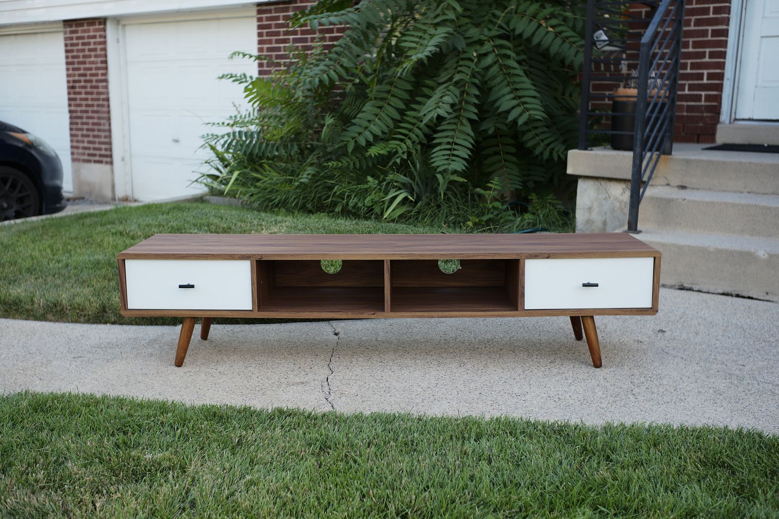 Main image 2