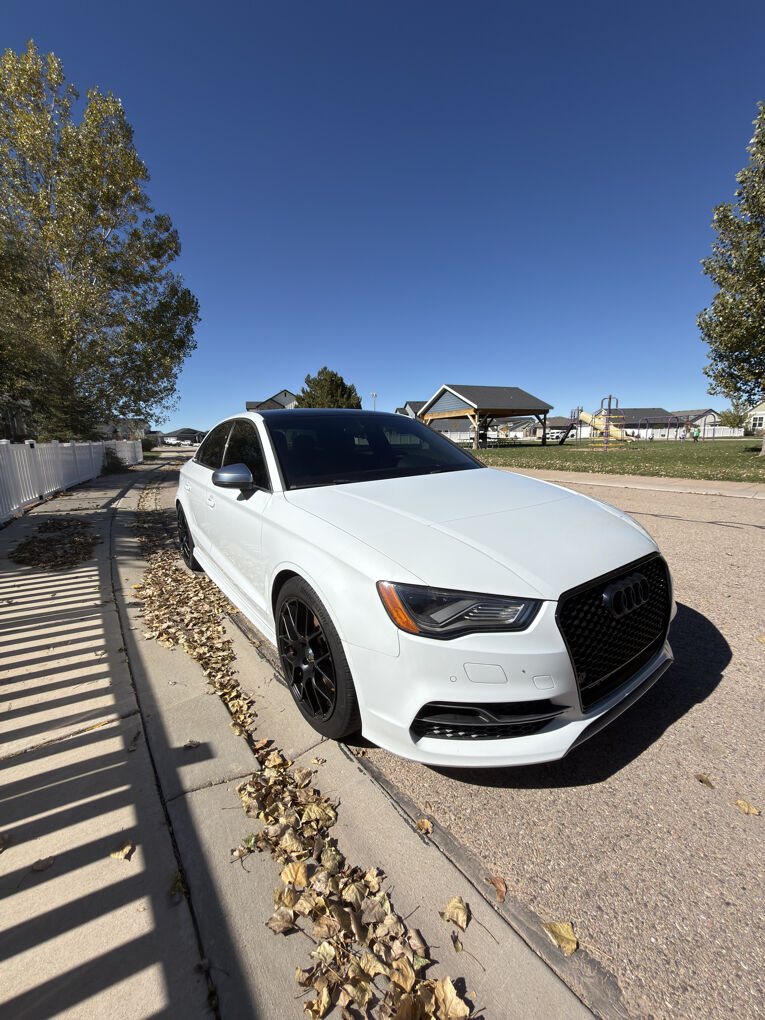 2015 AUDI S3 2.0T Prestige