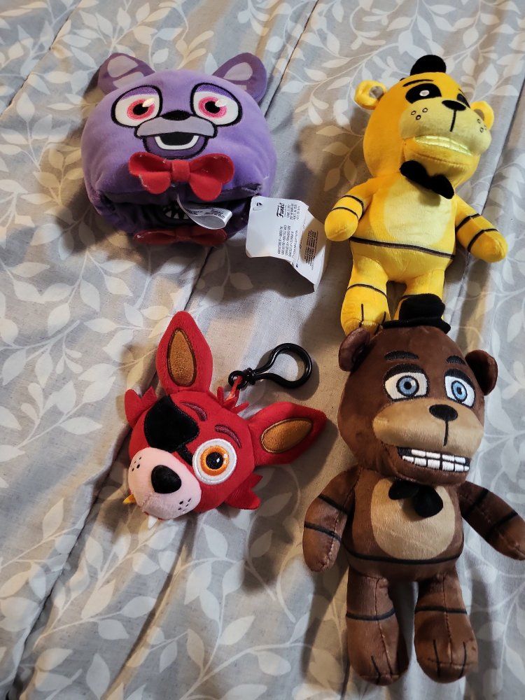Funko Five Nights at Freddy's Golden Freddy Plush Toy 2022 Collectible
