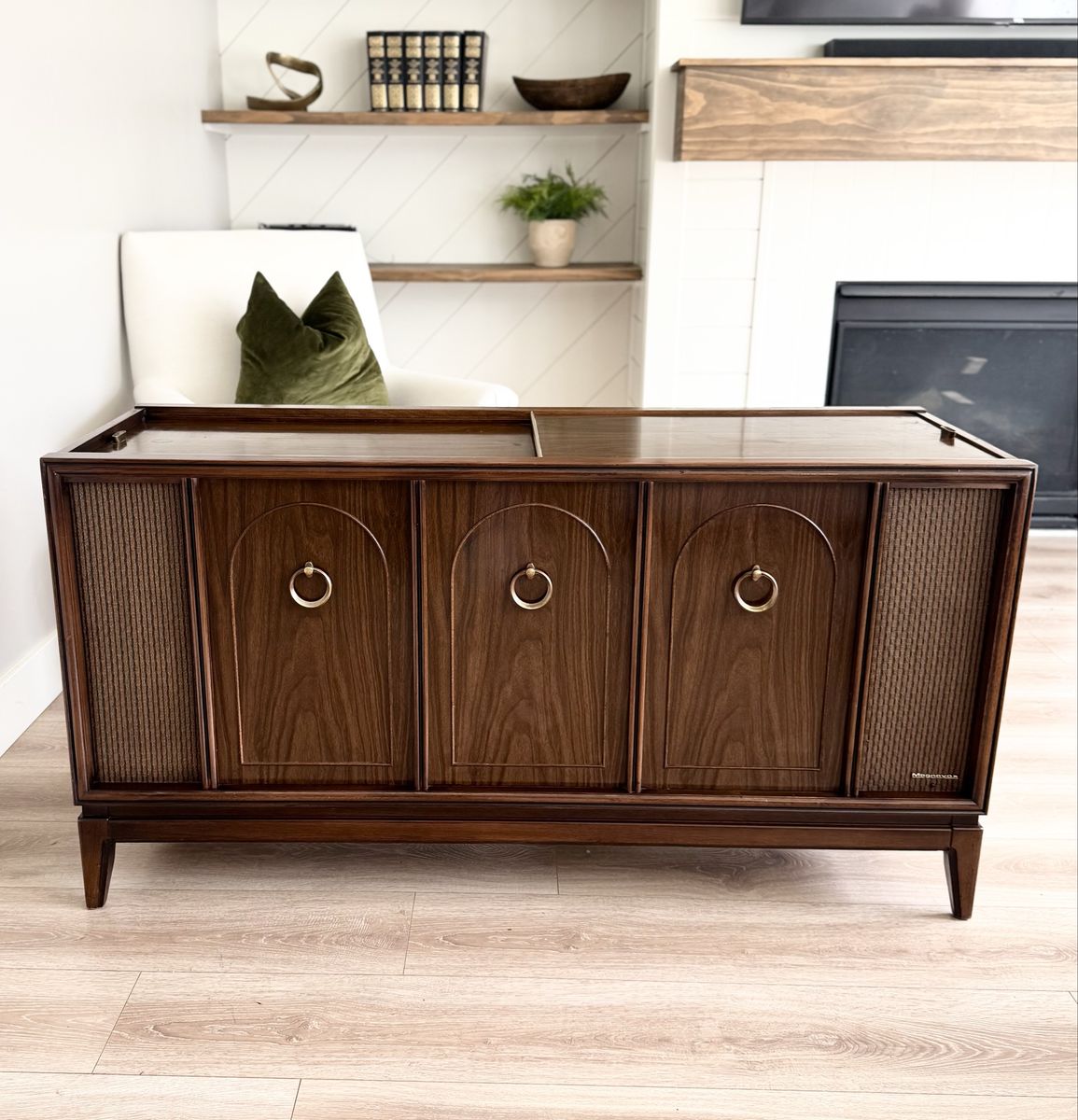 Vintage Magnavox MCM Stereo Record Player Speakers