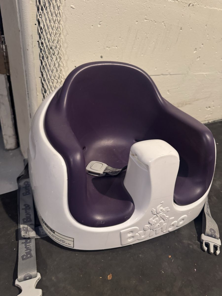 Free bumbo seat
