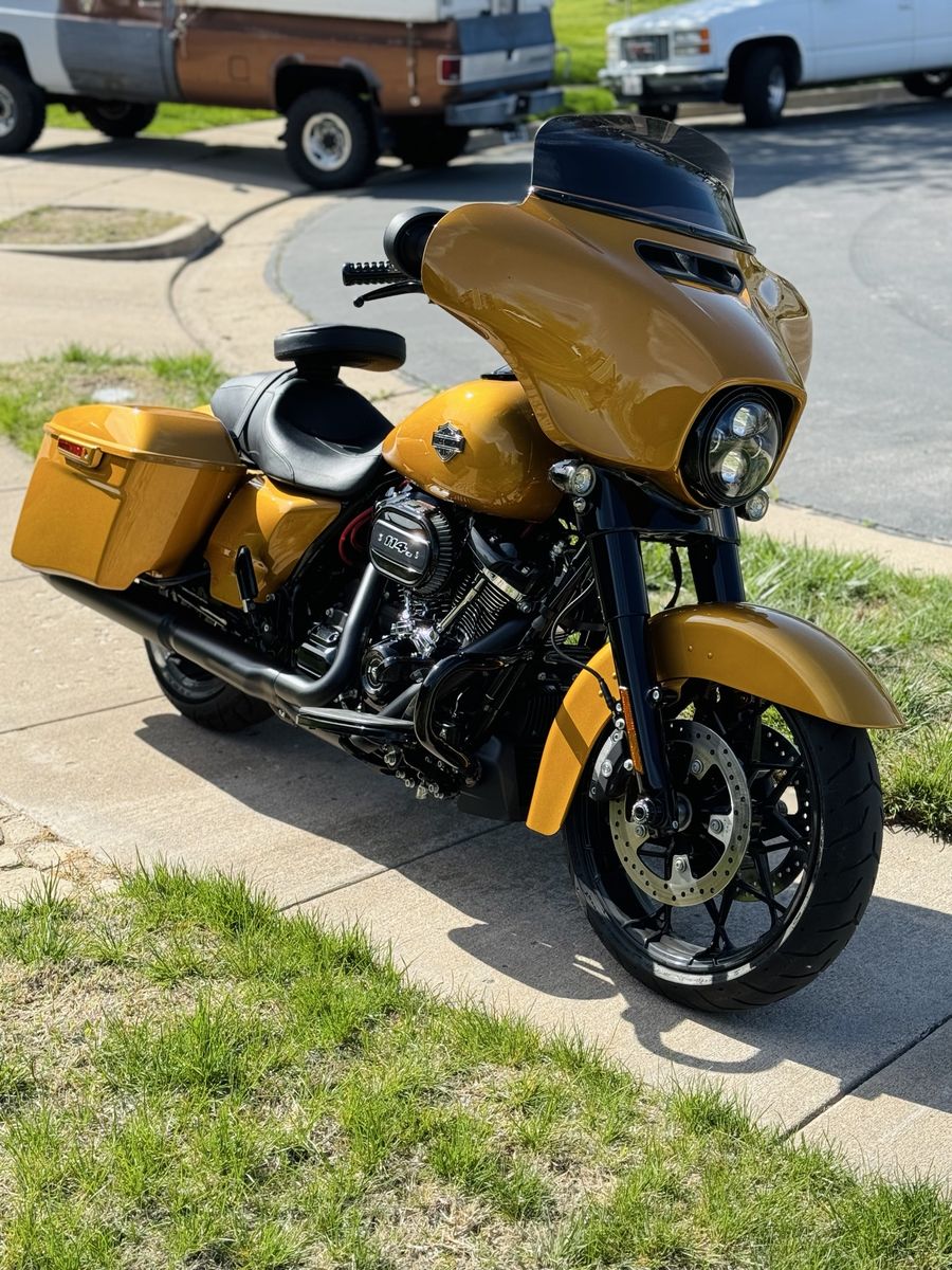 2023 street glide special