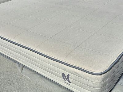 Natural 11'', King, Like New, Perfect Condition