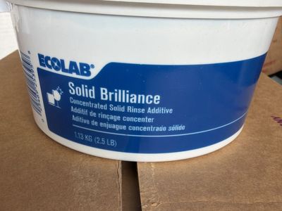 Ecolab Solid Brilliance Concentrated Solid Rinse Additive 2.5 LB