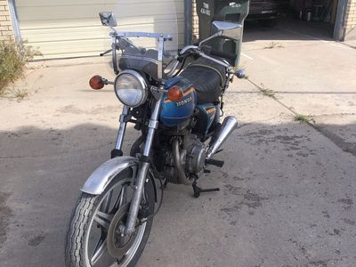 Honda Hawk