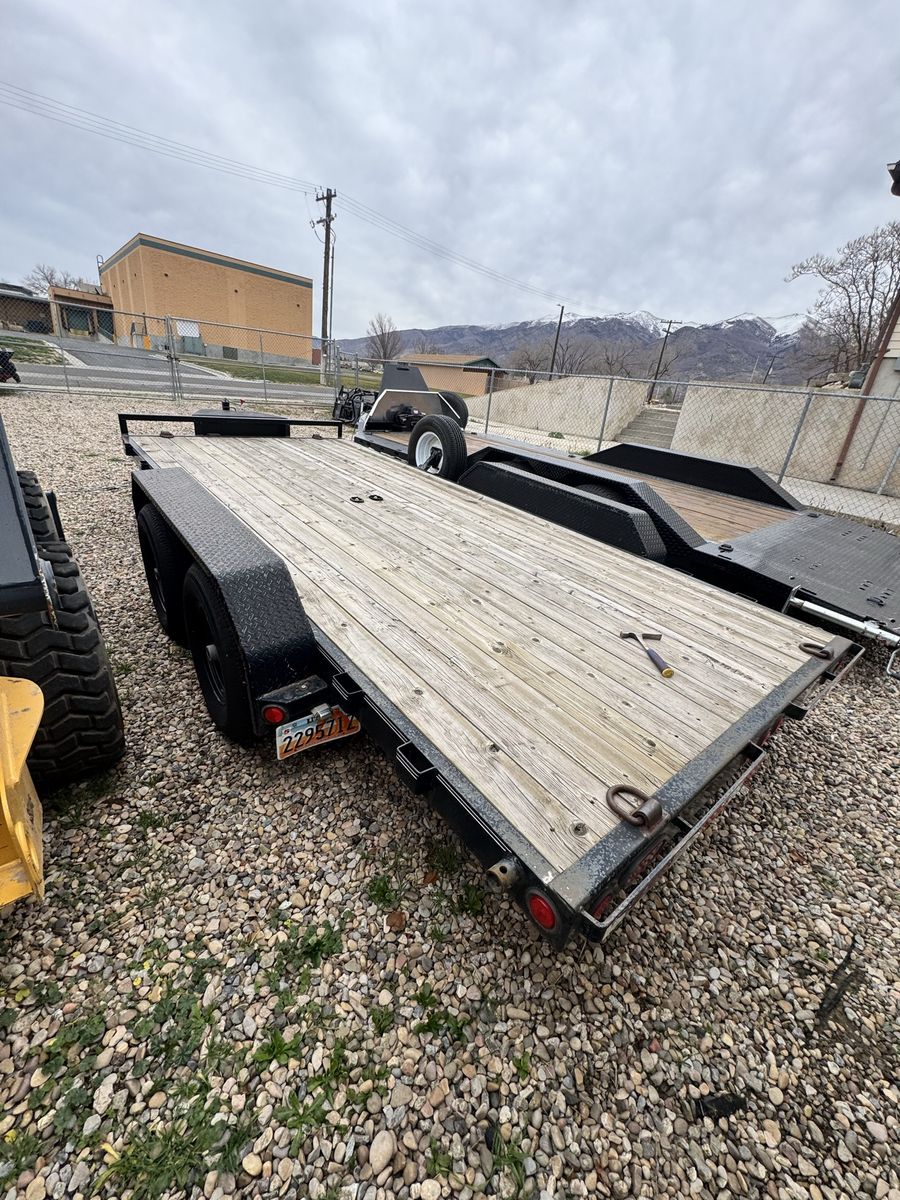 2017 16 Foot PJ Car Hauler
