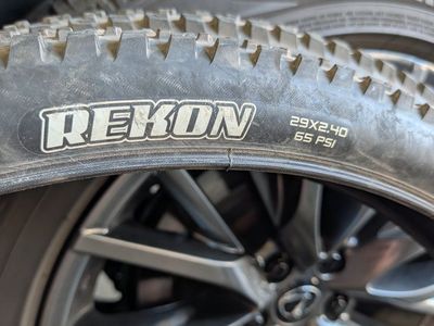 Maxxis Recon Tires, 29" (pair)