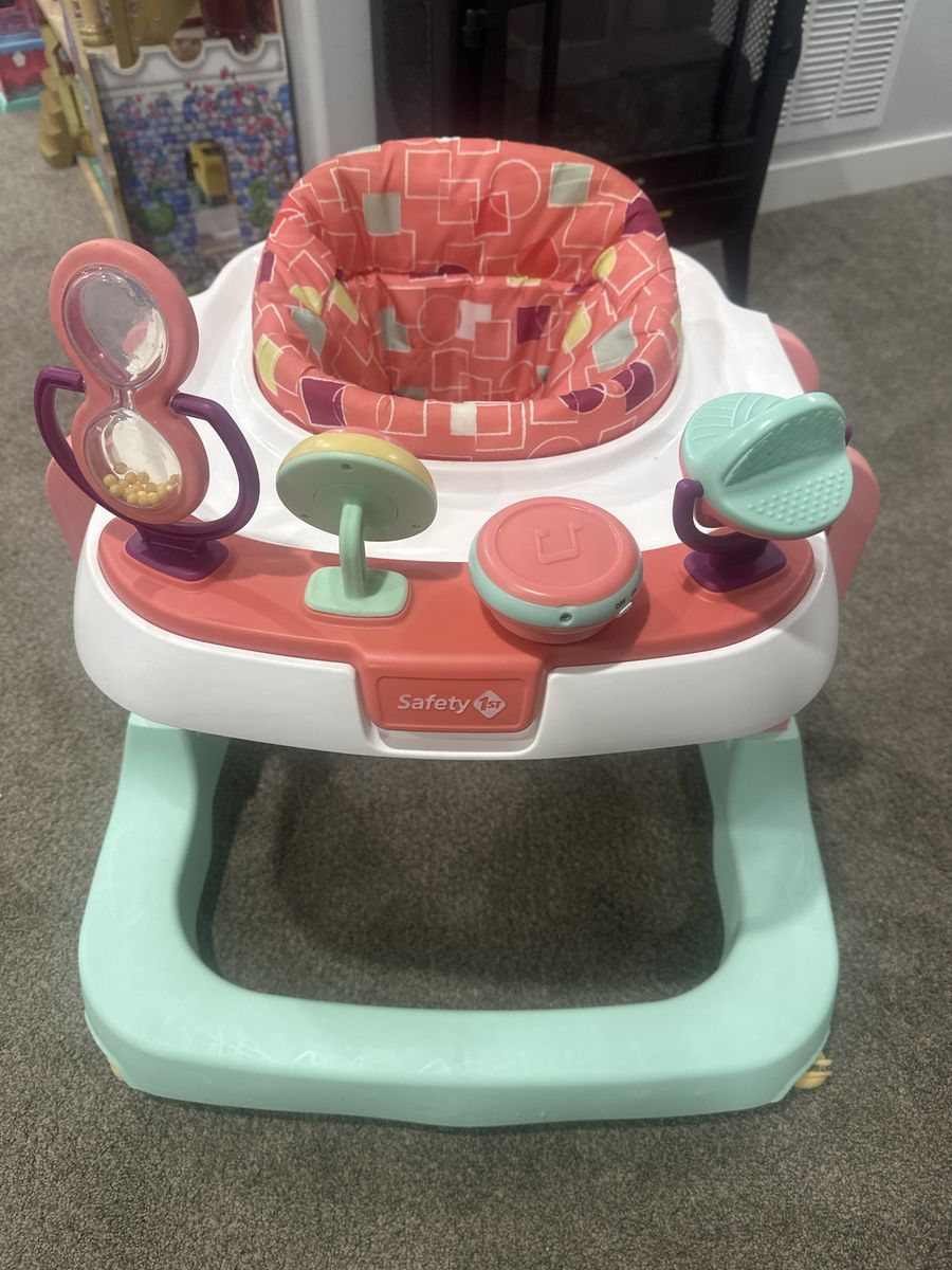 Safety 1st Baby Walker