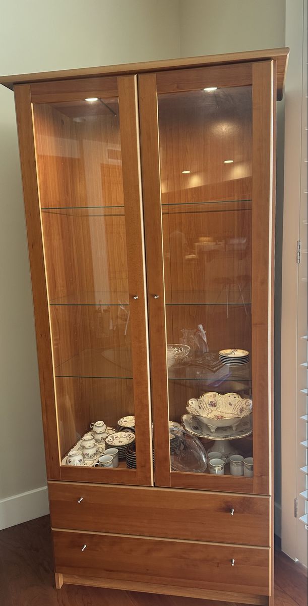Display Cabinet