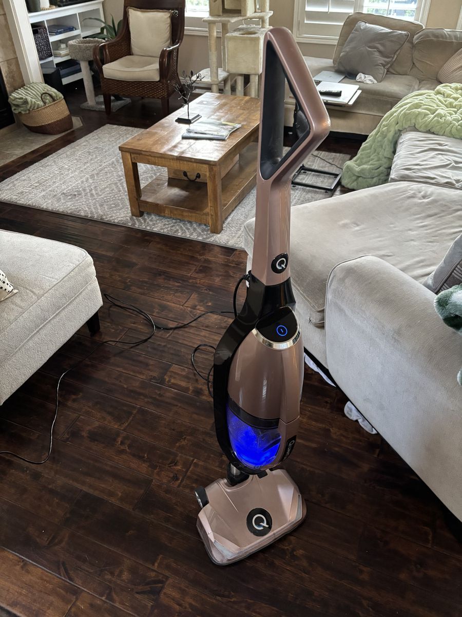 Quantum Upright Water Filter Vacuum