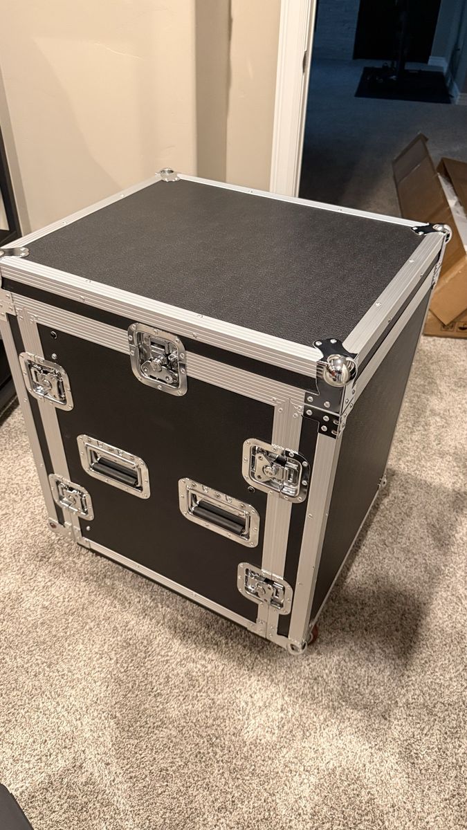 Sound Town 12U Rack Case w/ Slant Mixer Top & Casters - Road/Flight Ready Audio Equipment