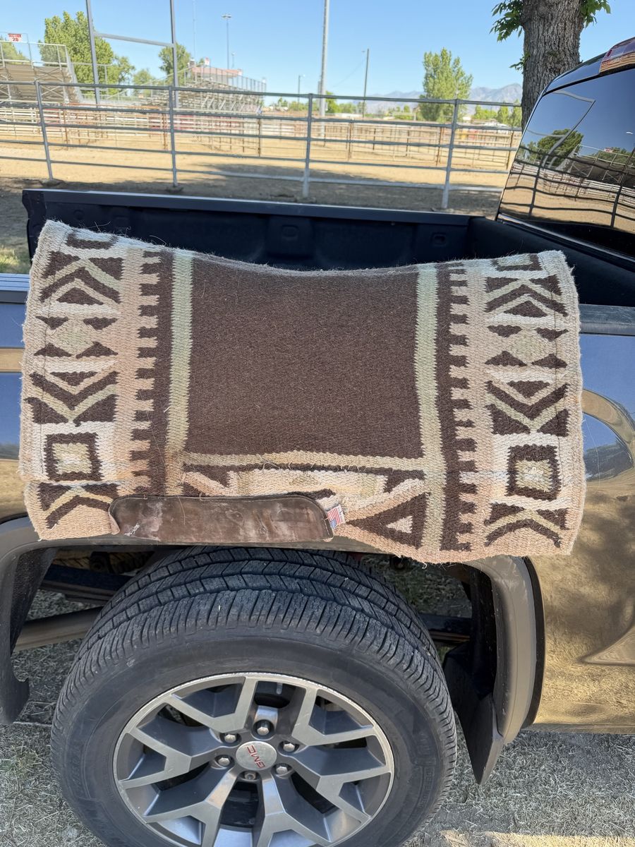 Saddle pad