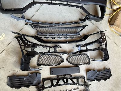 15-21 Mercedes Benz W205 C Class, Facelift front bumper upgrade kit