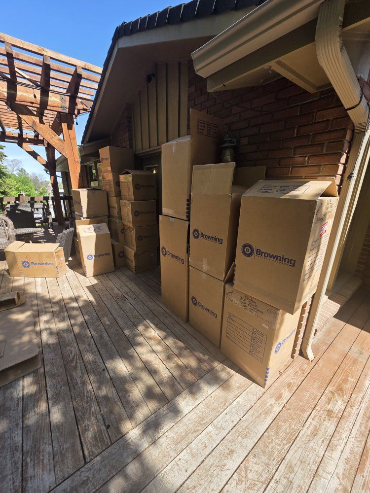Moving boxes w/packing paper