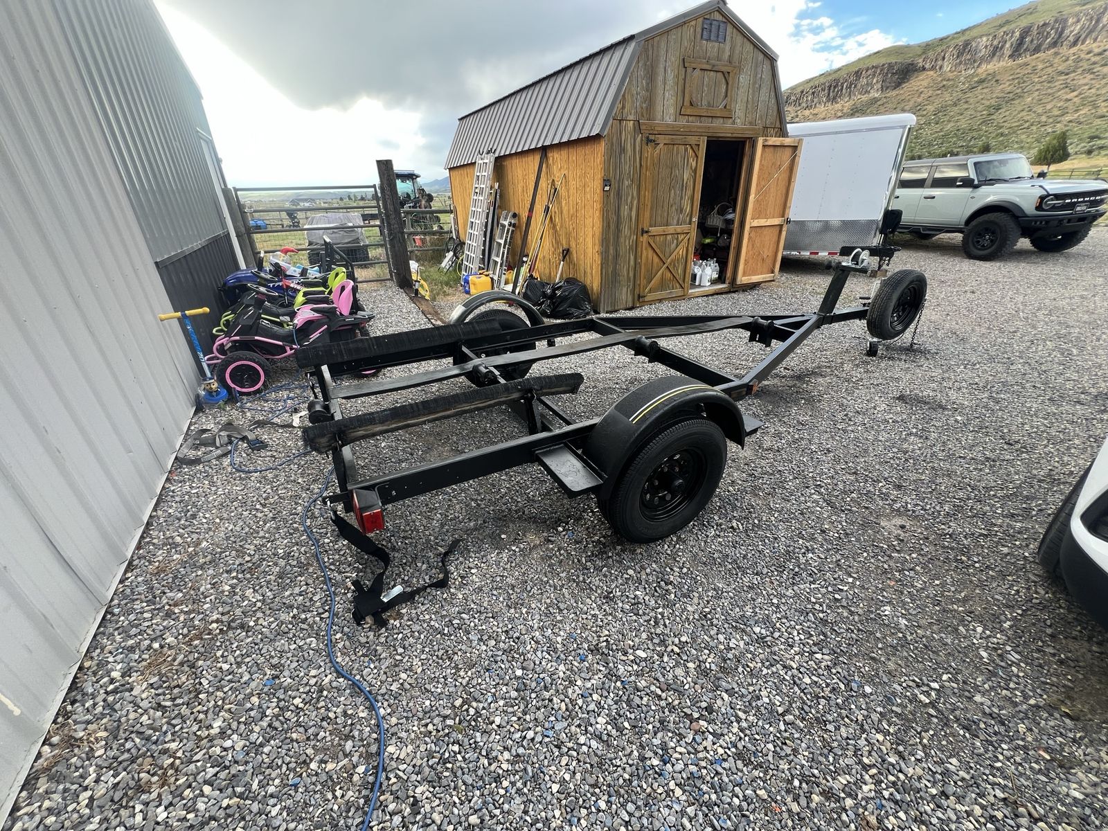 Main image 6