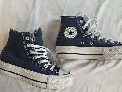 Converse All Star Hightops Navy Blue Women's US 5
