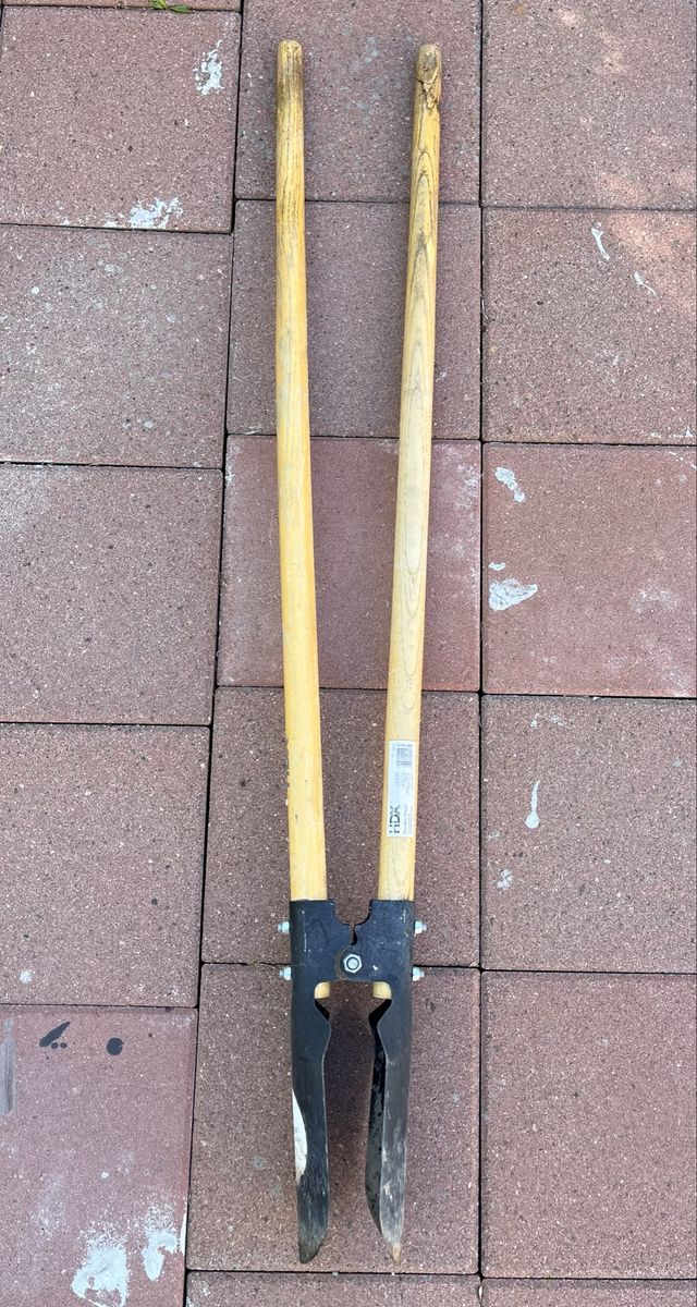 Landscaping/ Garden Tool: Post Hole Digger.