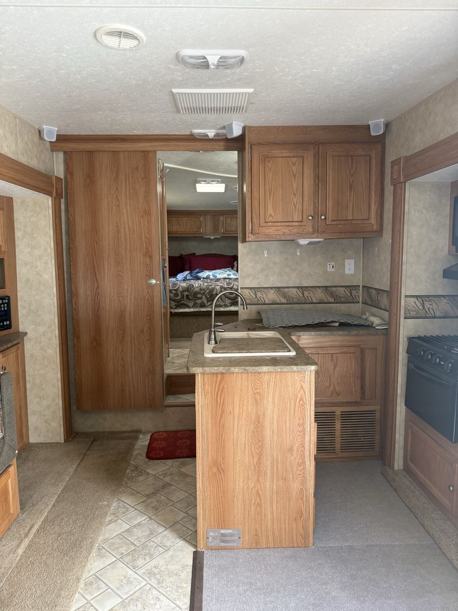 Main image 6