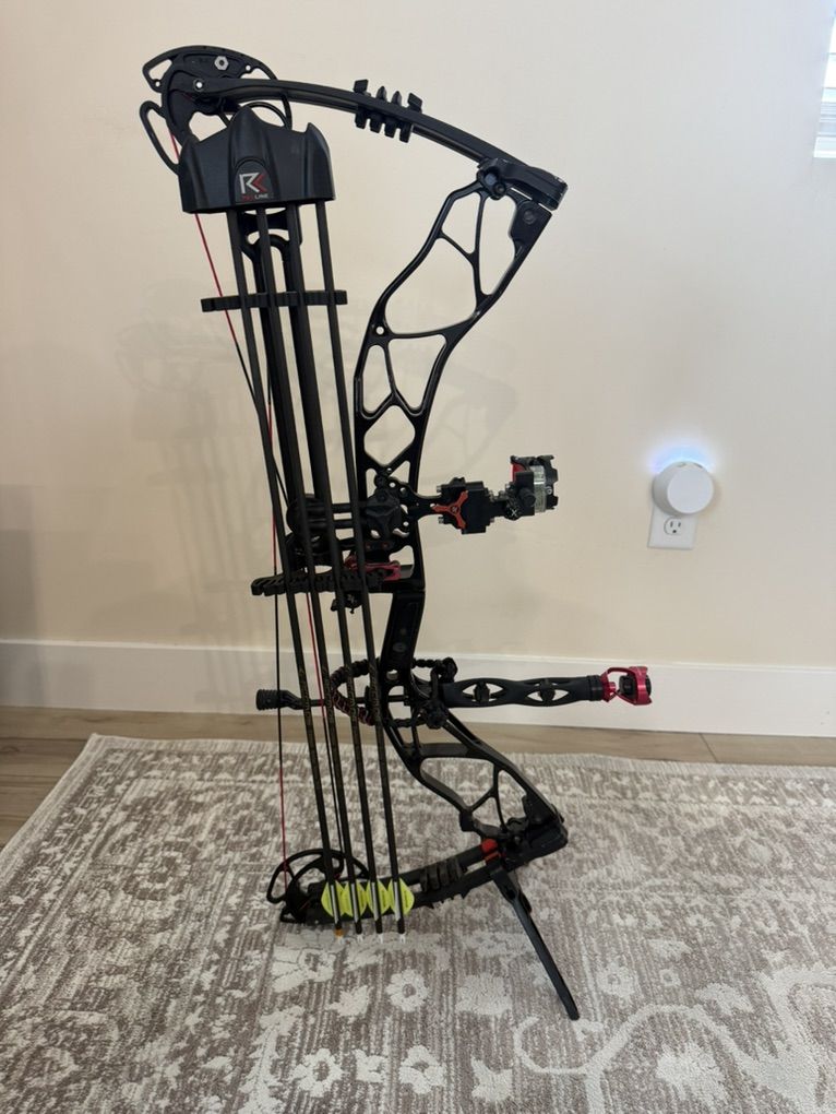 Elite Option 6 (Compound Bow) $300 OBO