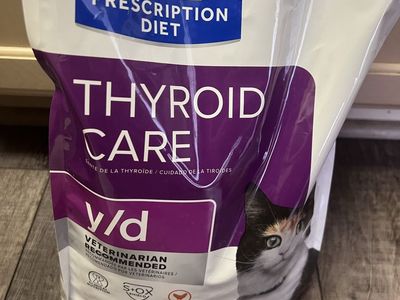 Thyroid prescription Dry Cat Food