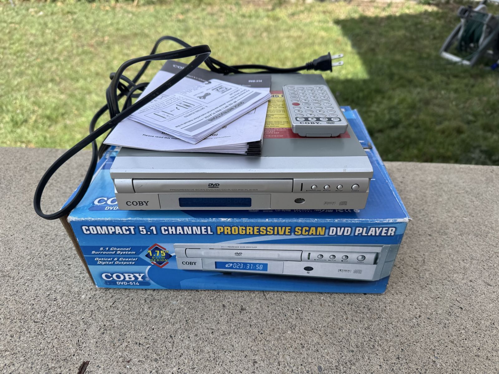 Coby compact 5.1 channel progressive scan dvd player dvd-514