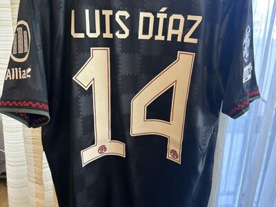 LuiZ Diaz 14 Bayern Soccer Jersey Size Large
