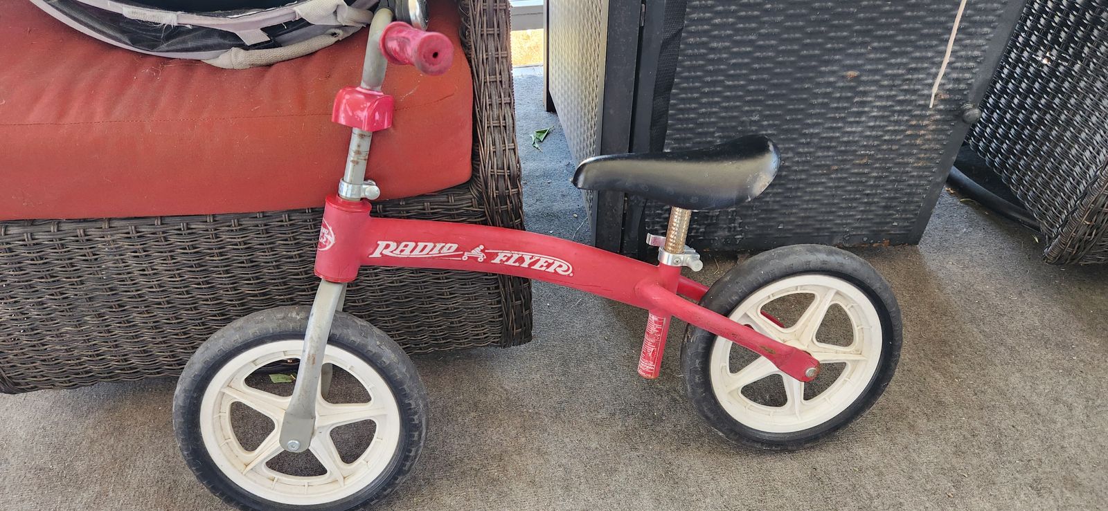 Radio flyer balance bike with no flat tires