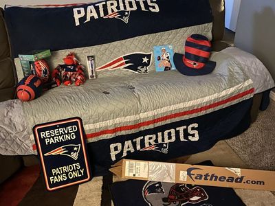 New England Patriots Items/ Tom Brady Fathead