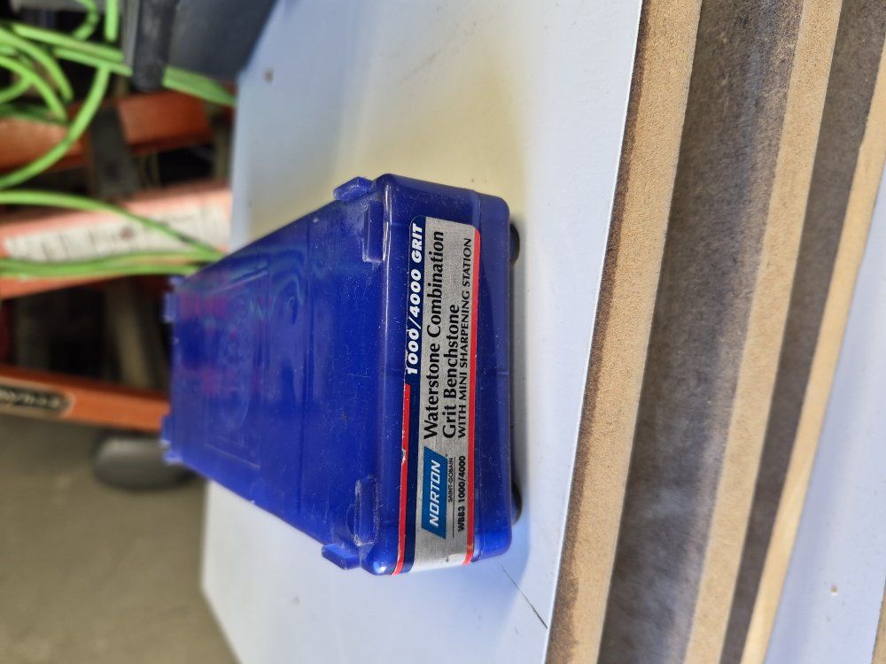 Norton waterstone 1000 and 4000