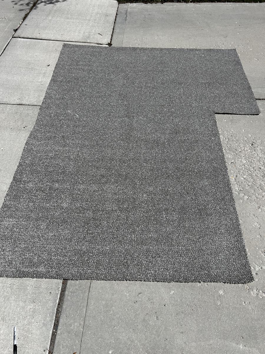 Carpet Remnant 9’x5’ (65”x110”)