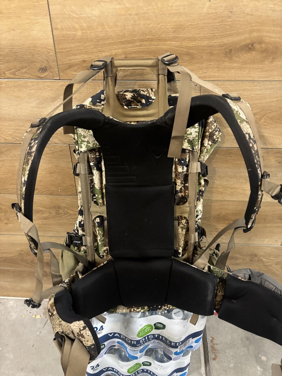 Mystery Ranch Beartooth 80L hunting pack