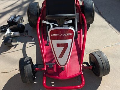 Radio Flyer kids electric go kart (needs work)