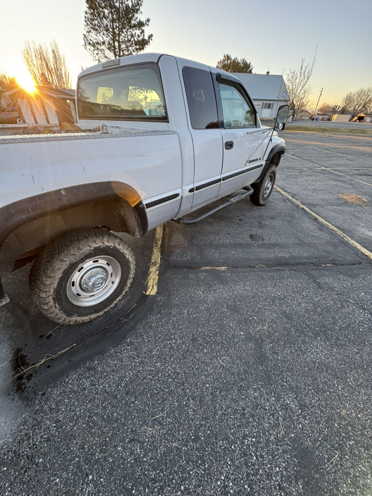 1999 DODGE RAM 2500
