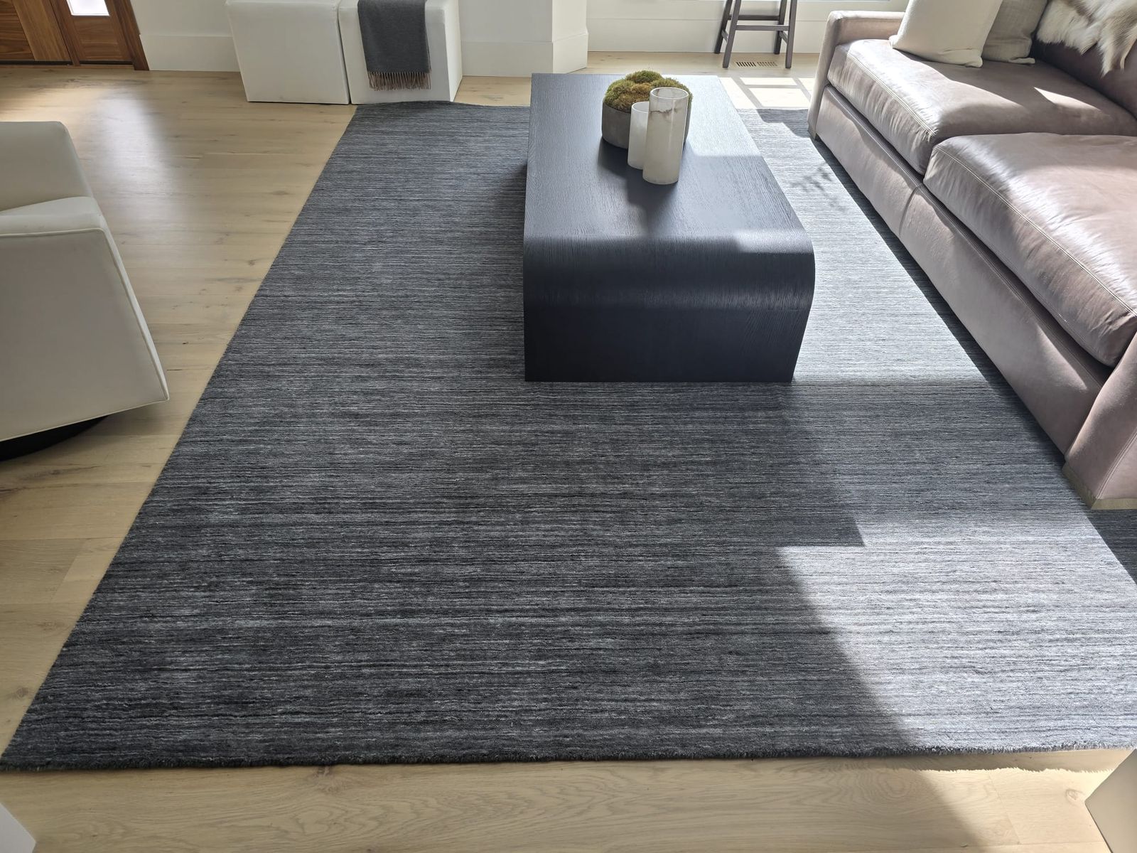 Pristine Restoration Hardware Mara Rug ( 9' x 12' )