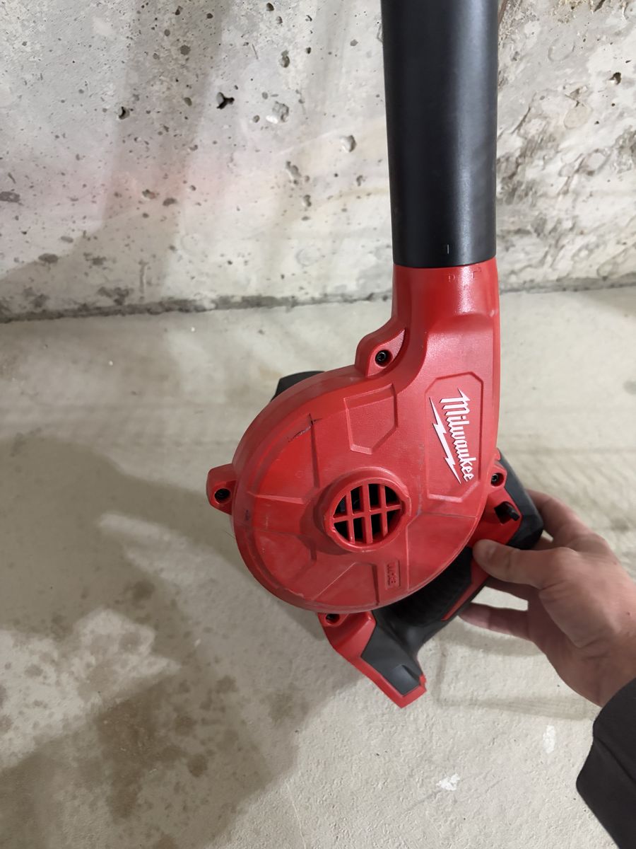 Milwaukee Blower