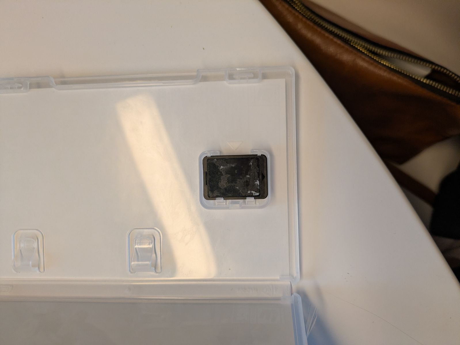 Main image 3