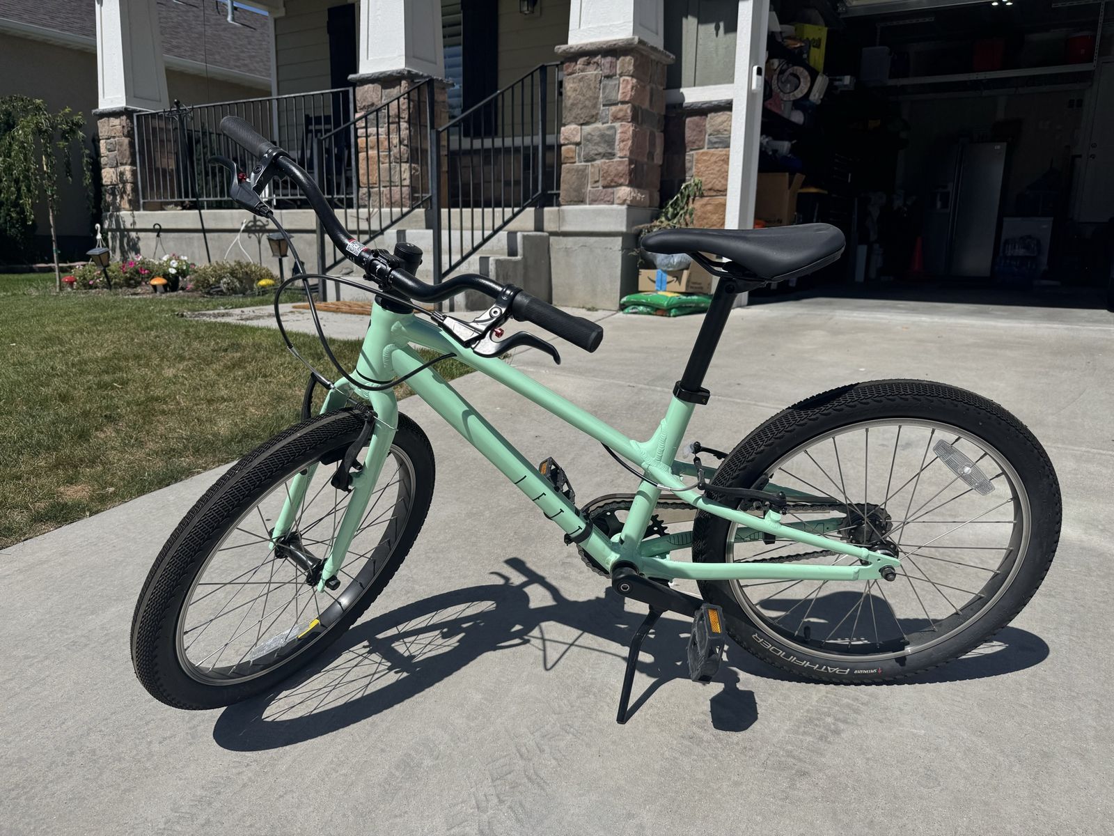 Specialized Jett 20 Single Speed Kids' Bike - Mint Green, Excellent Condition