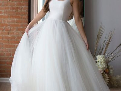 Locket GG Designs wedding dress - Size 12