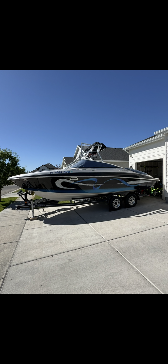 2005 4Winns Horizon 250 (Open to Trades)