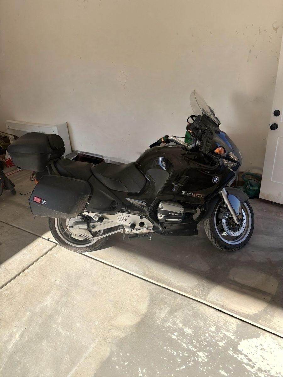 BMW R1100 RT Motorcycle