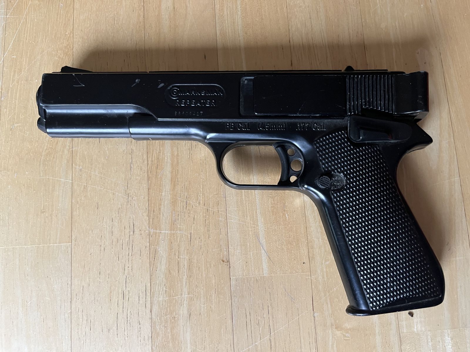 Marksman repeater BB gun