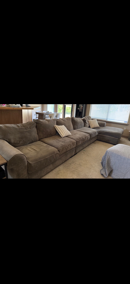 Sectional couch