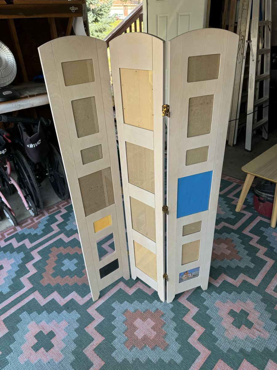3-Panel Wooden Room Divider with Built-in Photo Frame Openings
