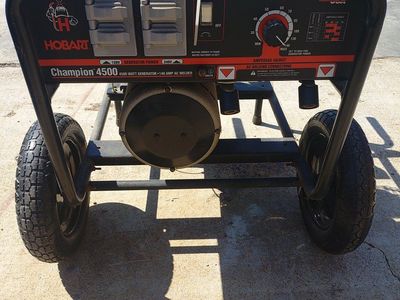 Hobart Champion 4500 Generator & 140 Amp AC Welder Briggs & Stratton 1450 Engine